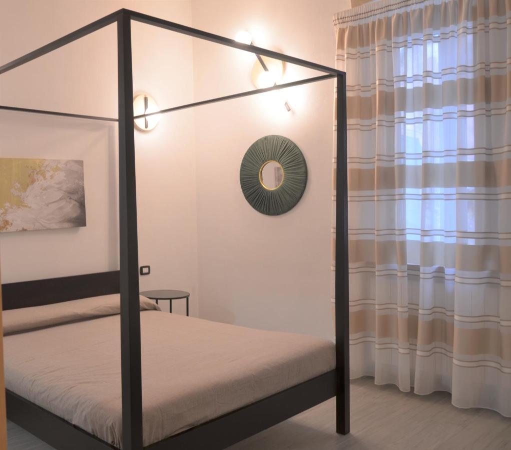 The Court Suites & Spa Taranto Exterior photo