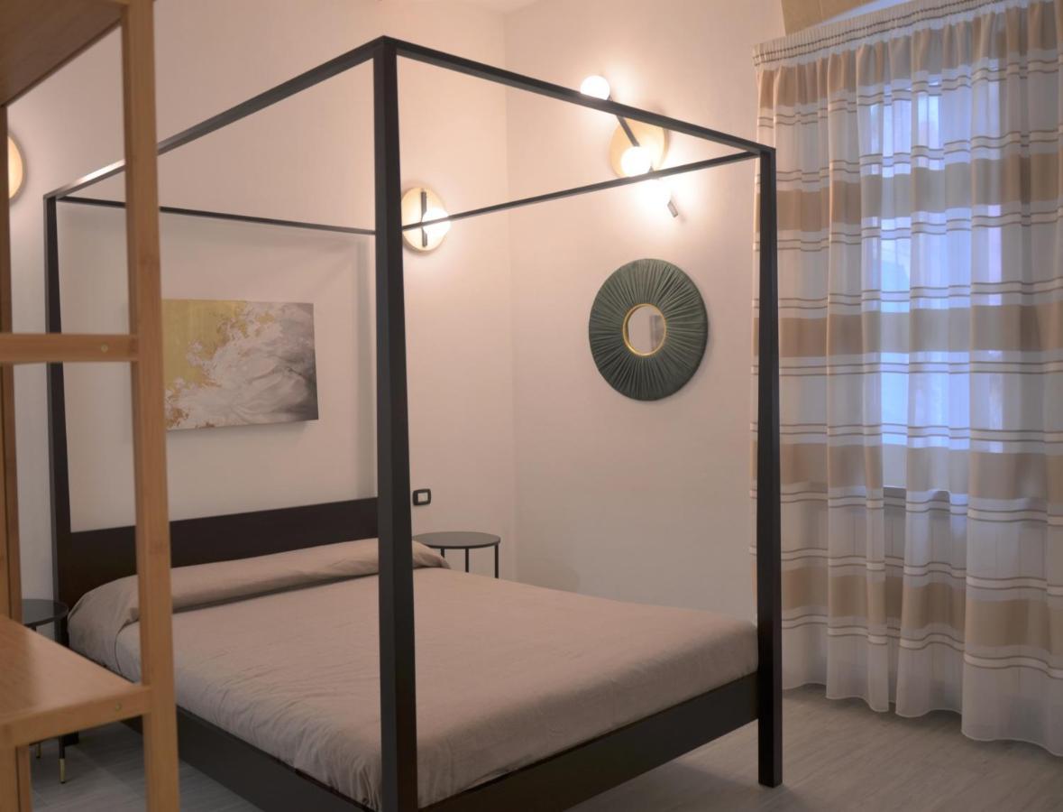 The Court Suites & Spa Taranto Exterior photo