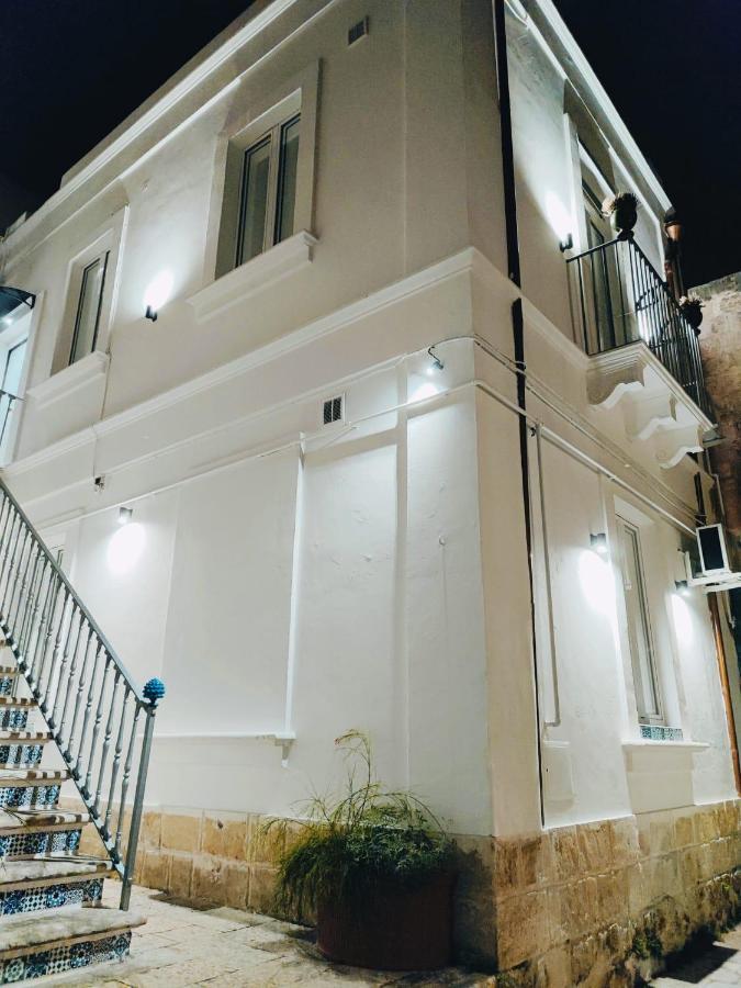 The Court Suites & Spa Taranto Exterior photo